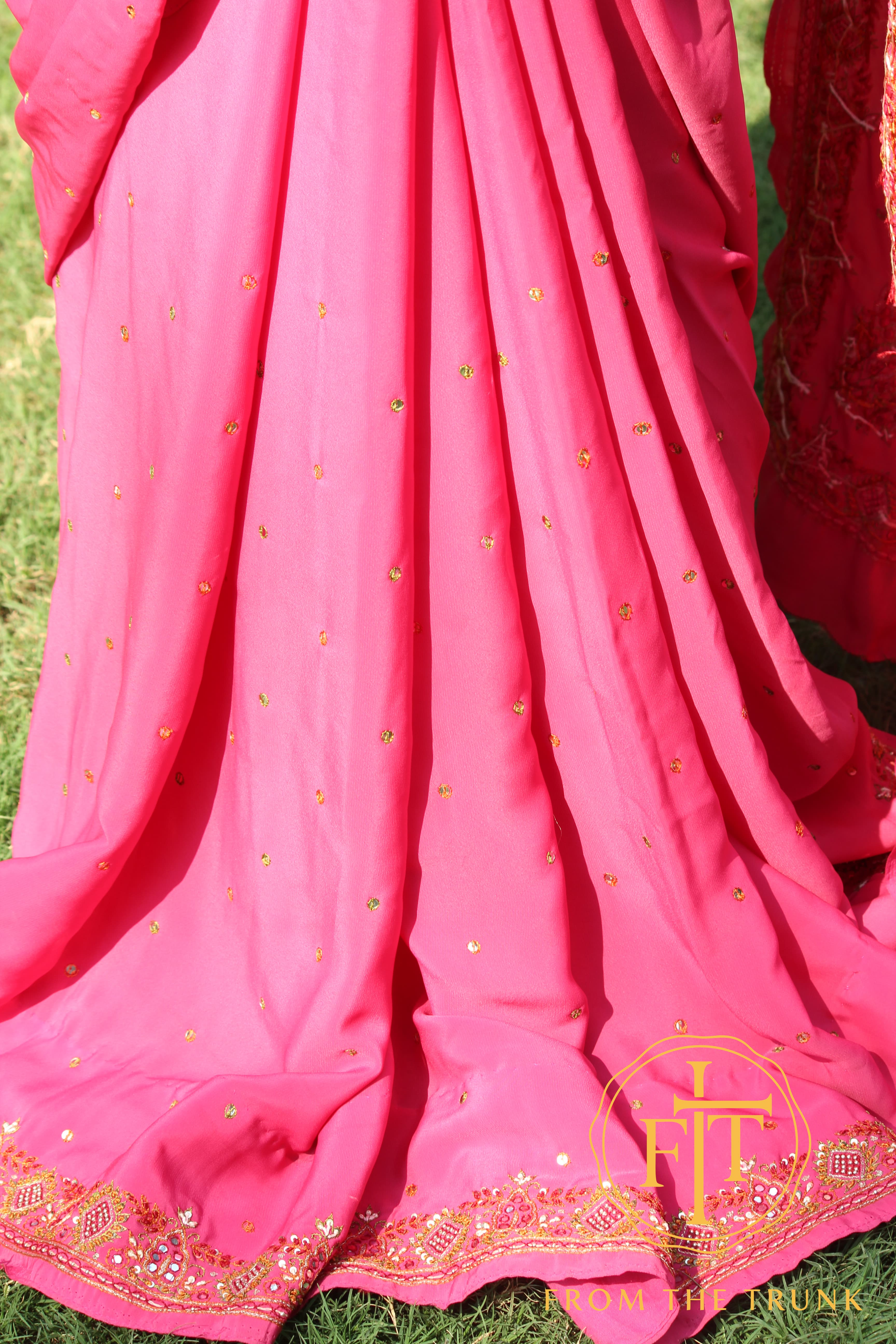 Deliver saree detail